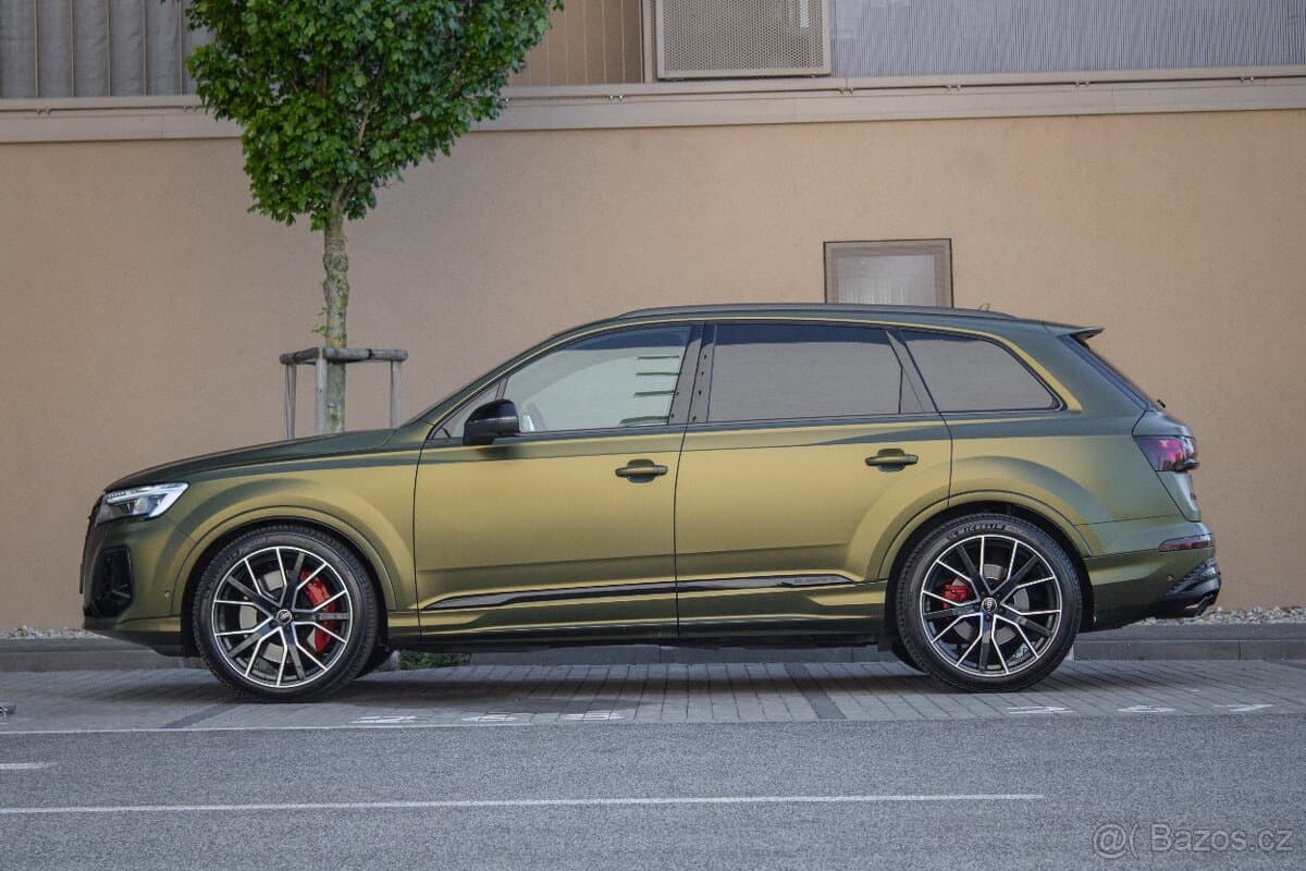 2025 Audi Q7 - 10