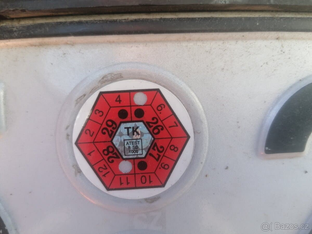 2012 Toyota YARIS - 10