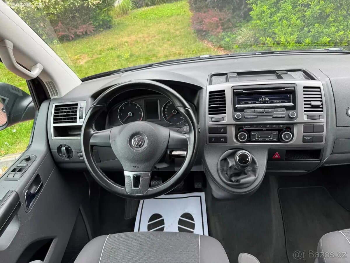 2014 Volkswagen MULTIVAN - 10