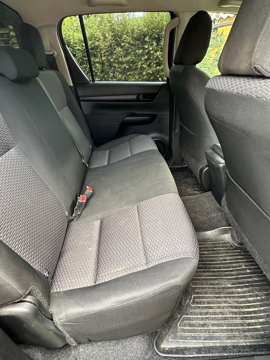2021 Toyota HILUX - 10