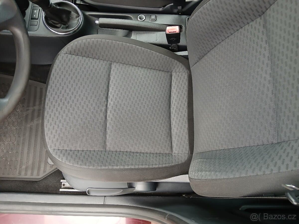 2013 Škoda FABIA - 10