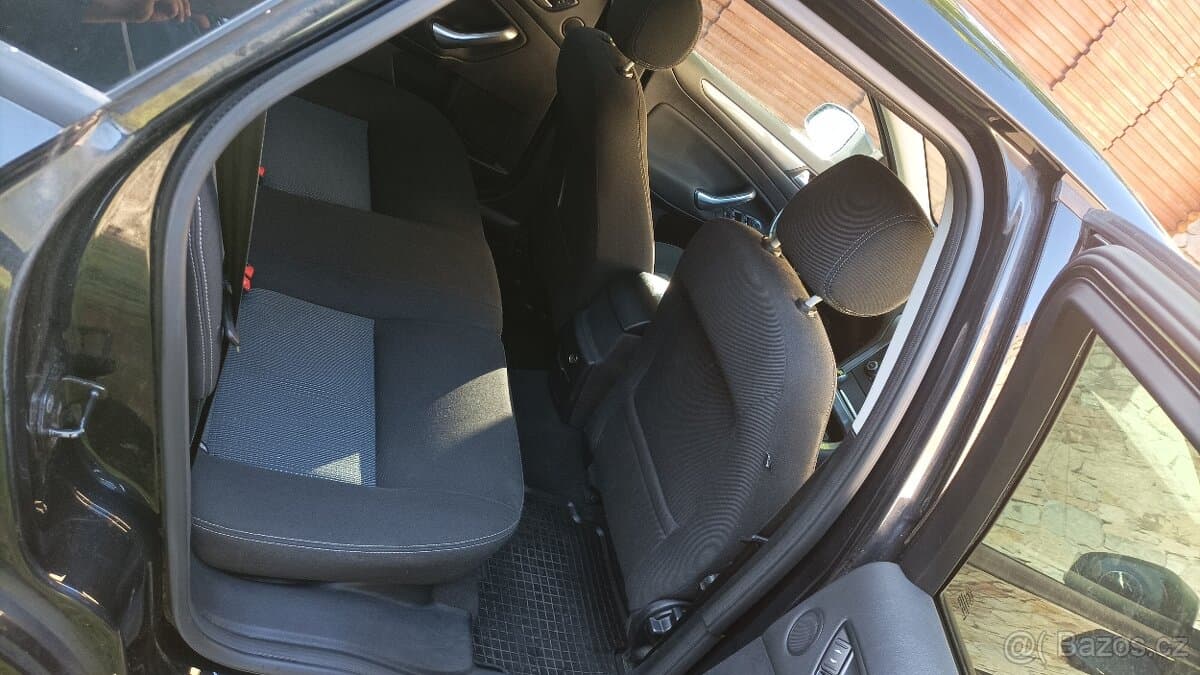 2010 Ford MONDEO - 10