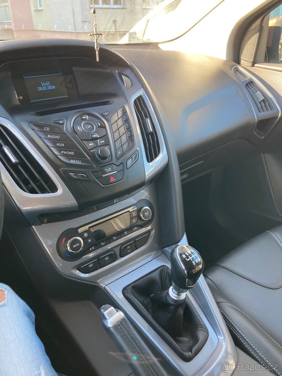 2013 Ford FOCUS - 10