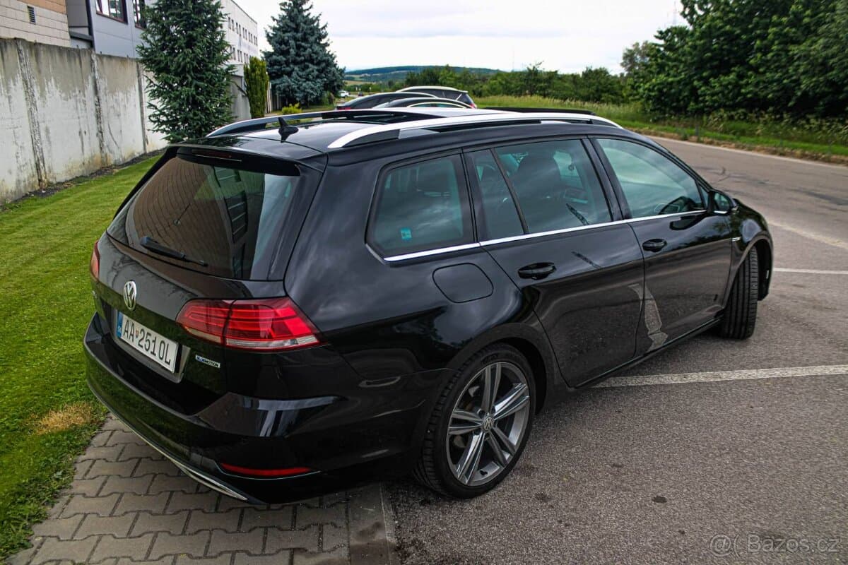 2019 Volkswagen GOLF - 10