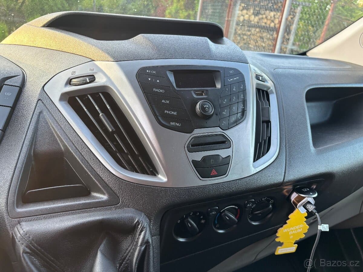 2015 Ford TRANSIT - 10
