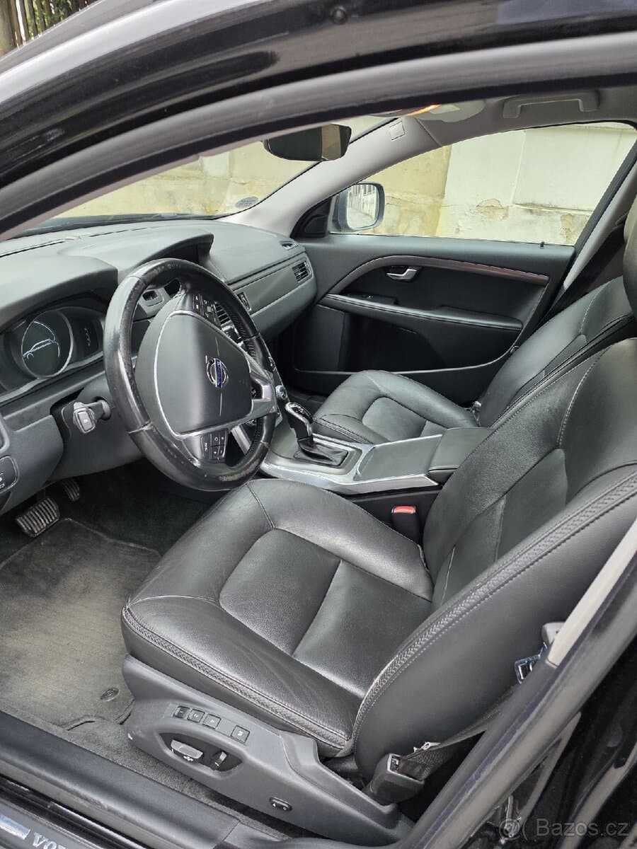 2015 Volvo XC70 - 10
