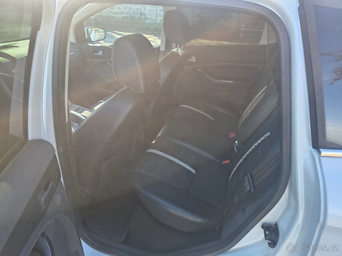 2009 Ford KUGA - 10
