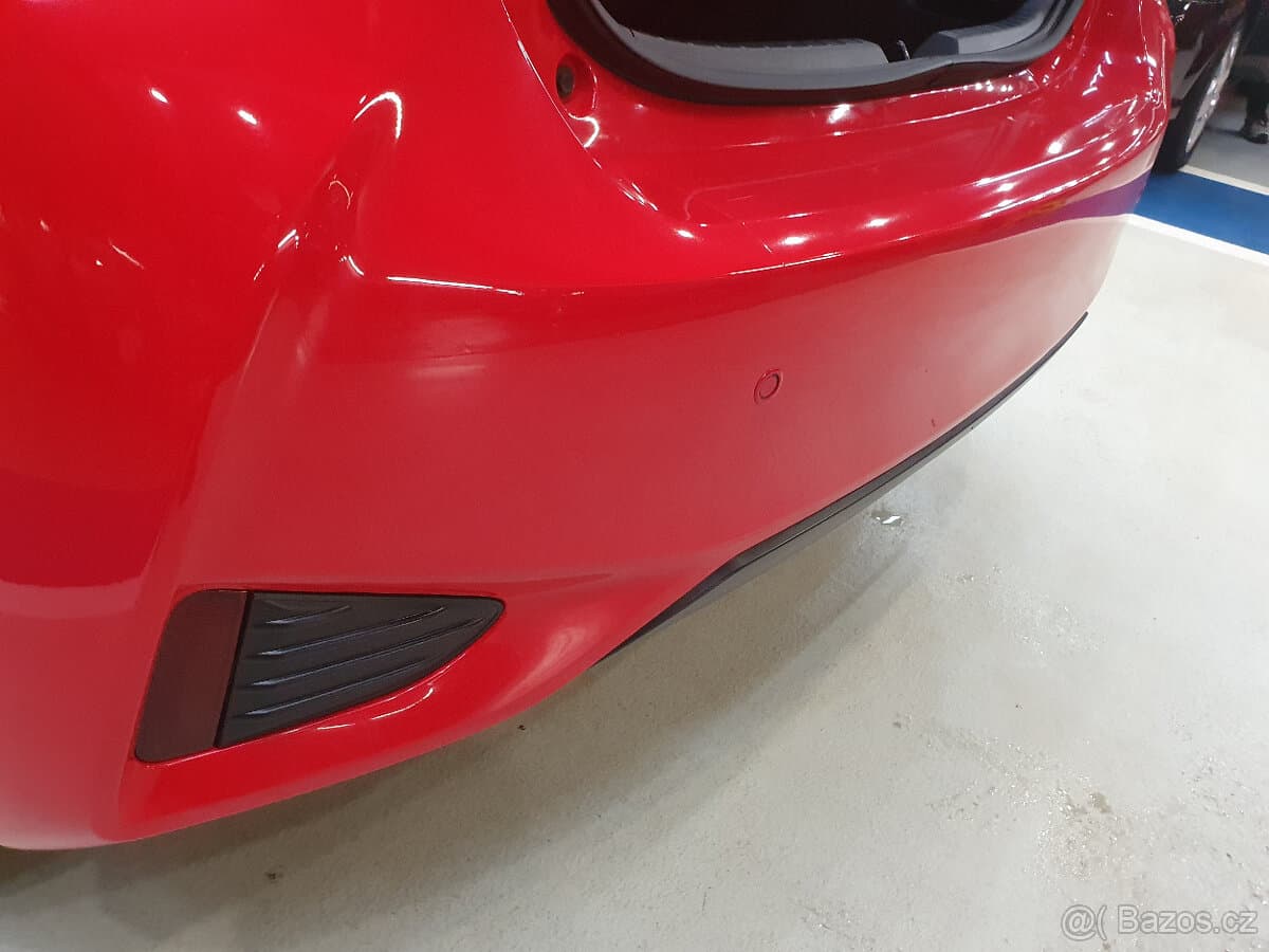 2020 Toyota YARIS - 10