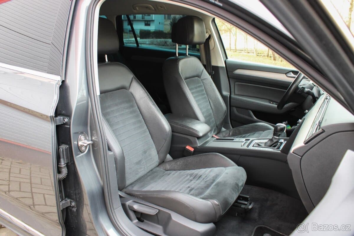 2015 Volkswagen PASSAT - 10