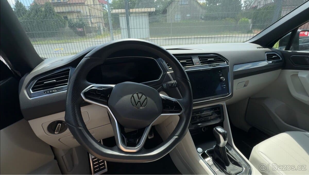 2023 Volkswagen TIGUAN - 10