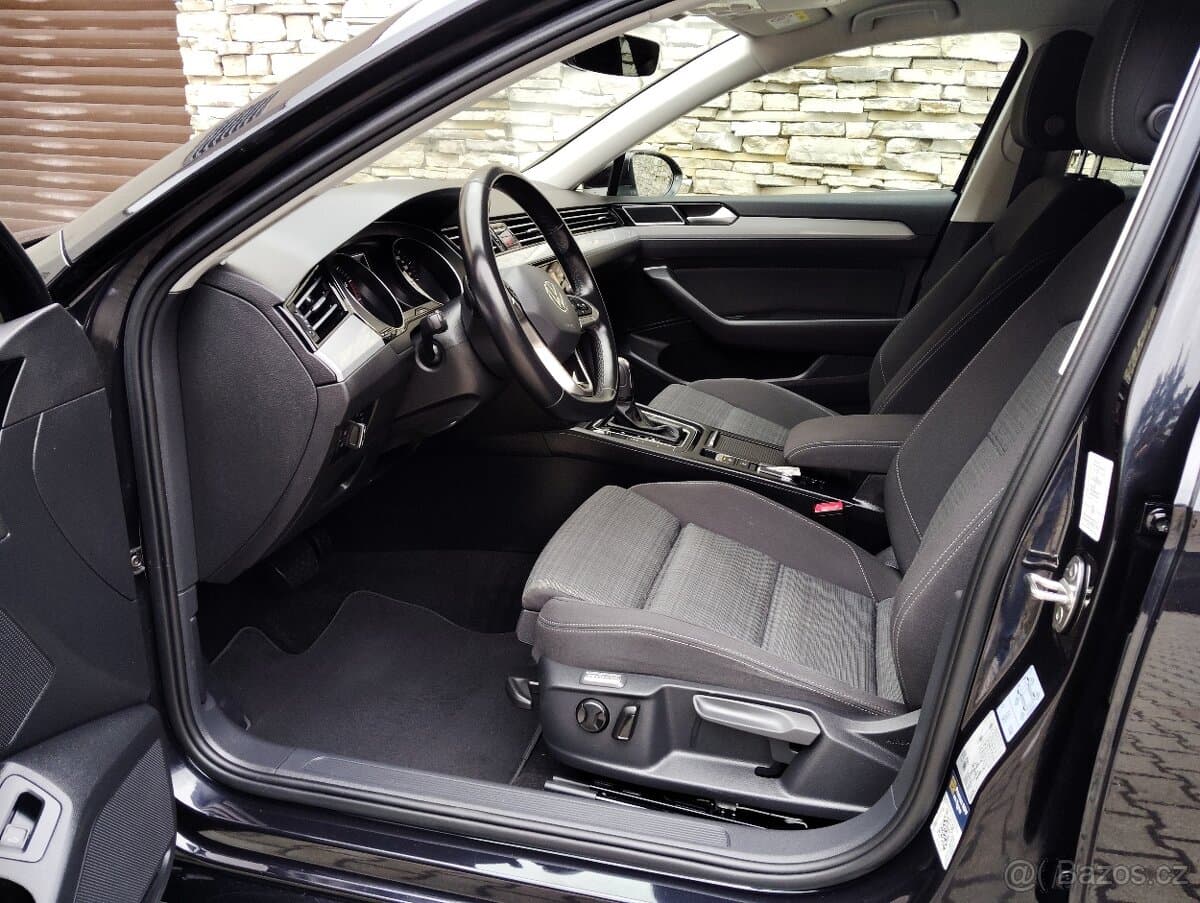 2021 Volkswagen PASSAT - 10