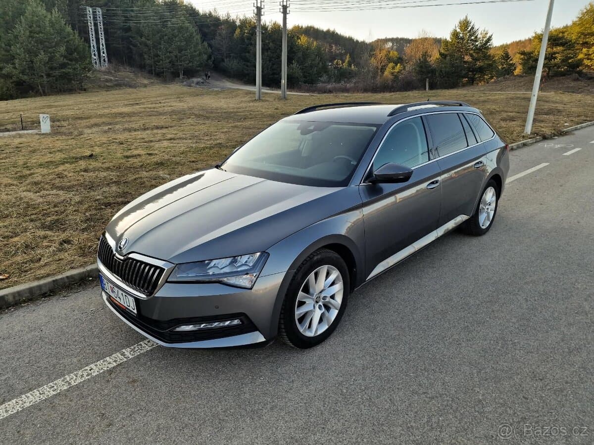 2022 Škoda SUPERB - 10