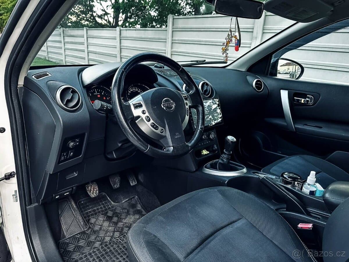 2011 Nissan QASHQAI - 10