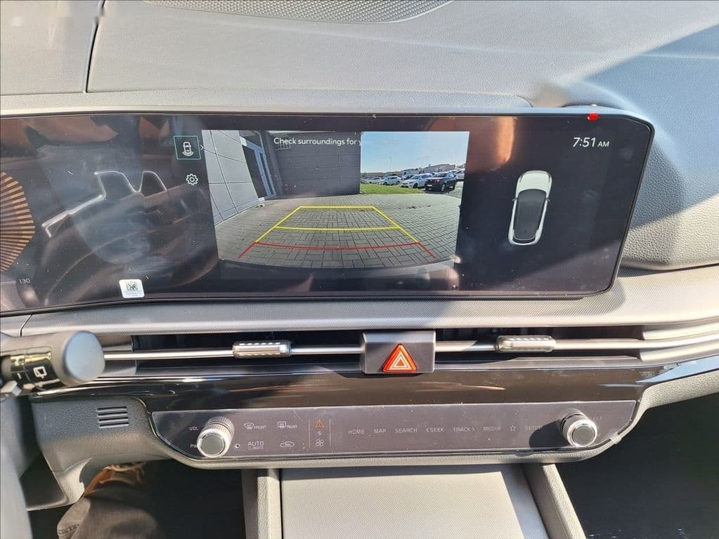 2025 Kia SPORTAGE - 10