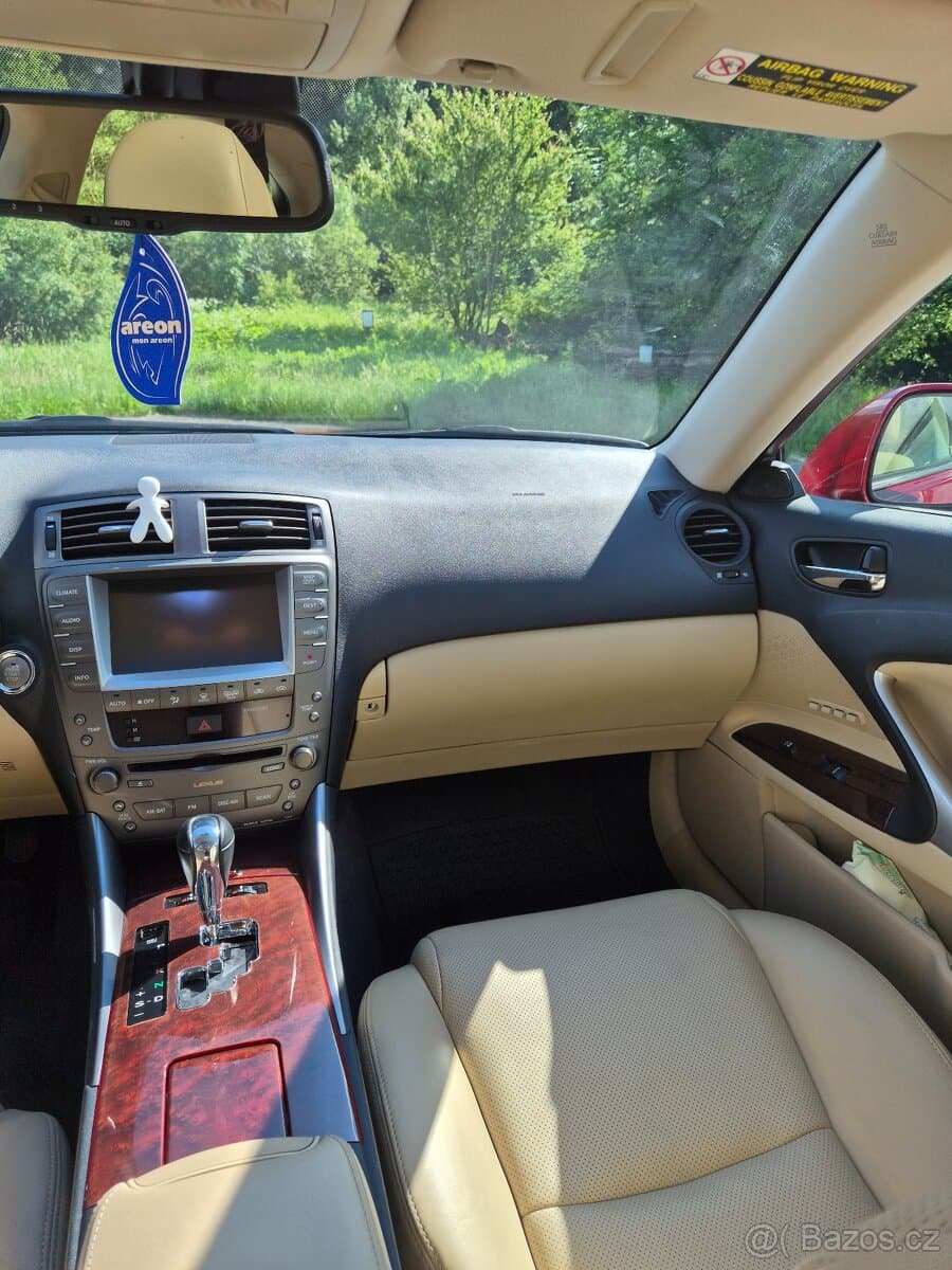 2008 Lexus IS - 10