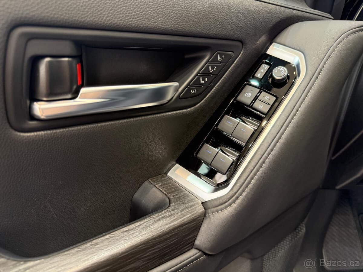 2021 Toyota LAND CRUISER - 10