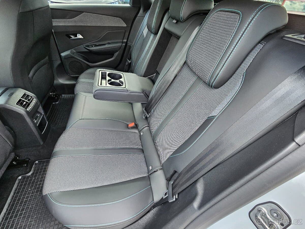 2024 Peugeot 308 - 10