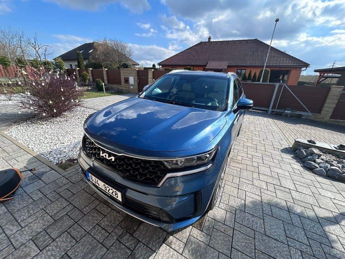 2022 Kia SORENTO - 10