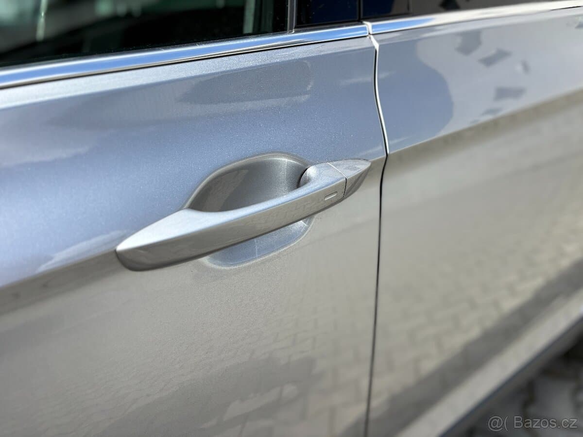 2018 Volkswagen PASSAT - 10