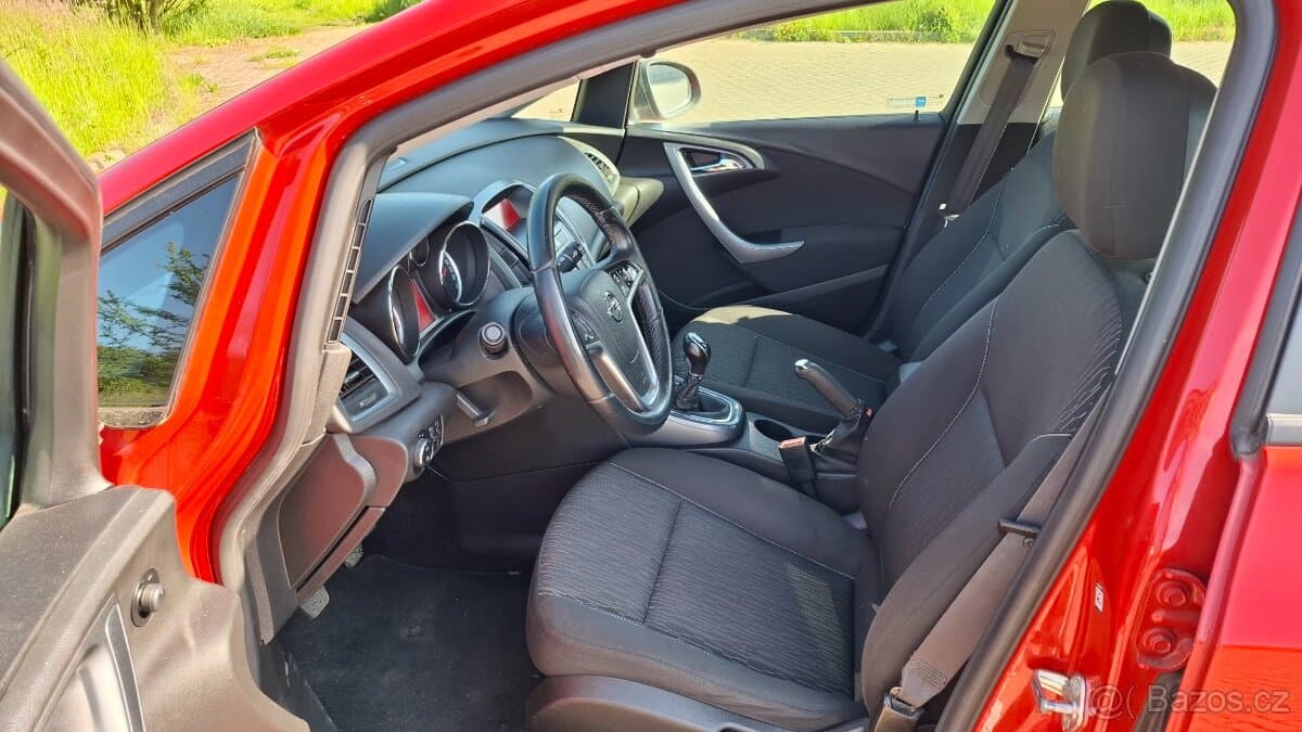 2014 Opel ASTRA - 10