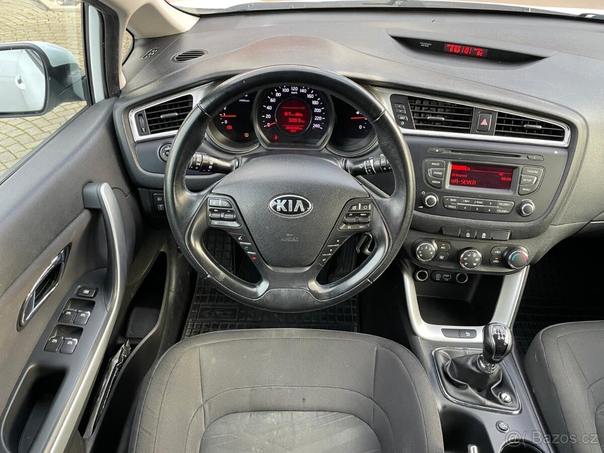 2018 Kia PROCEED - 10