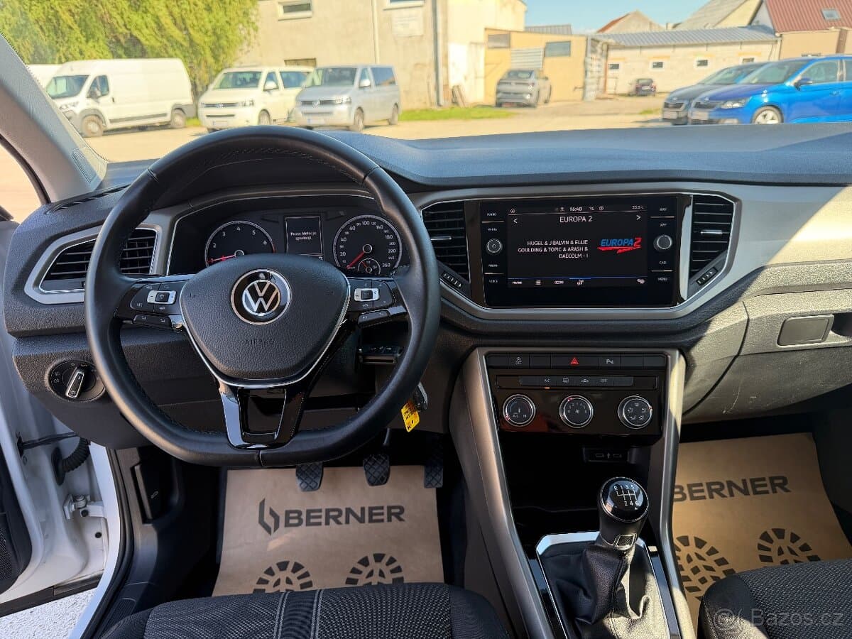 2020 Volkswagen T-ROC - 10