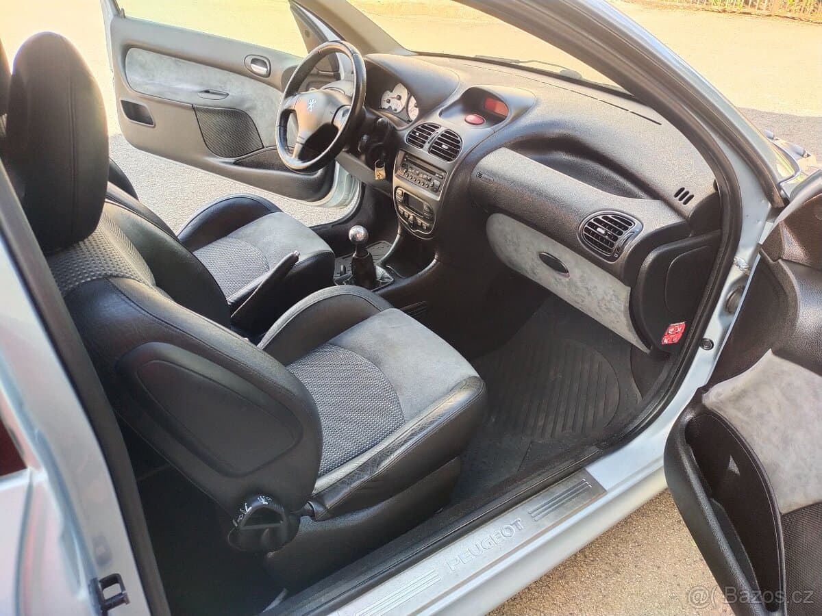 2002 Peugeot 206 - 10