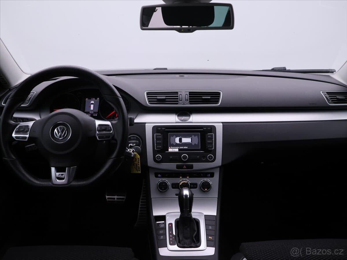 2014 Volkswagen PASSAT - 10
