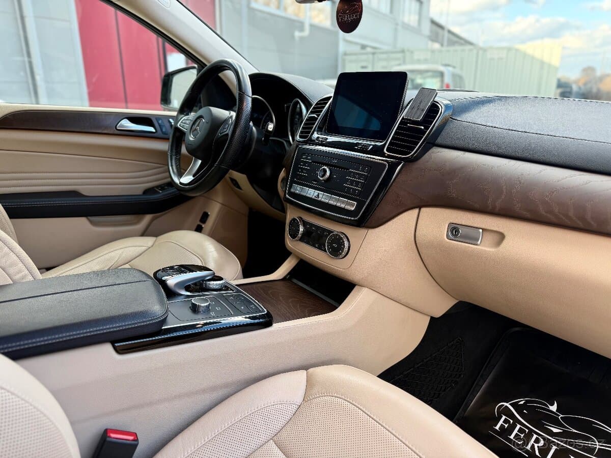 2017 Mercedes-Benz GL - 10