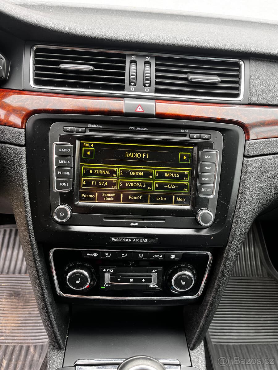 2010 Škoda SUPERB - 10