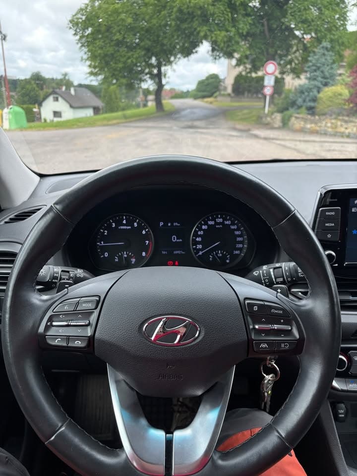 2021 Hyundai i30 - 10
