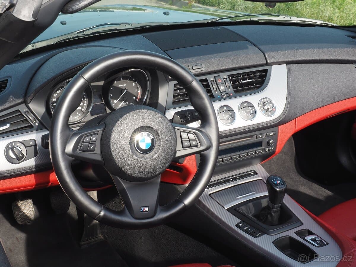 2011 BMW Z4 - 10
