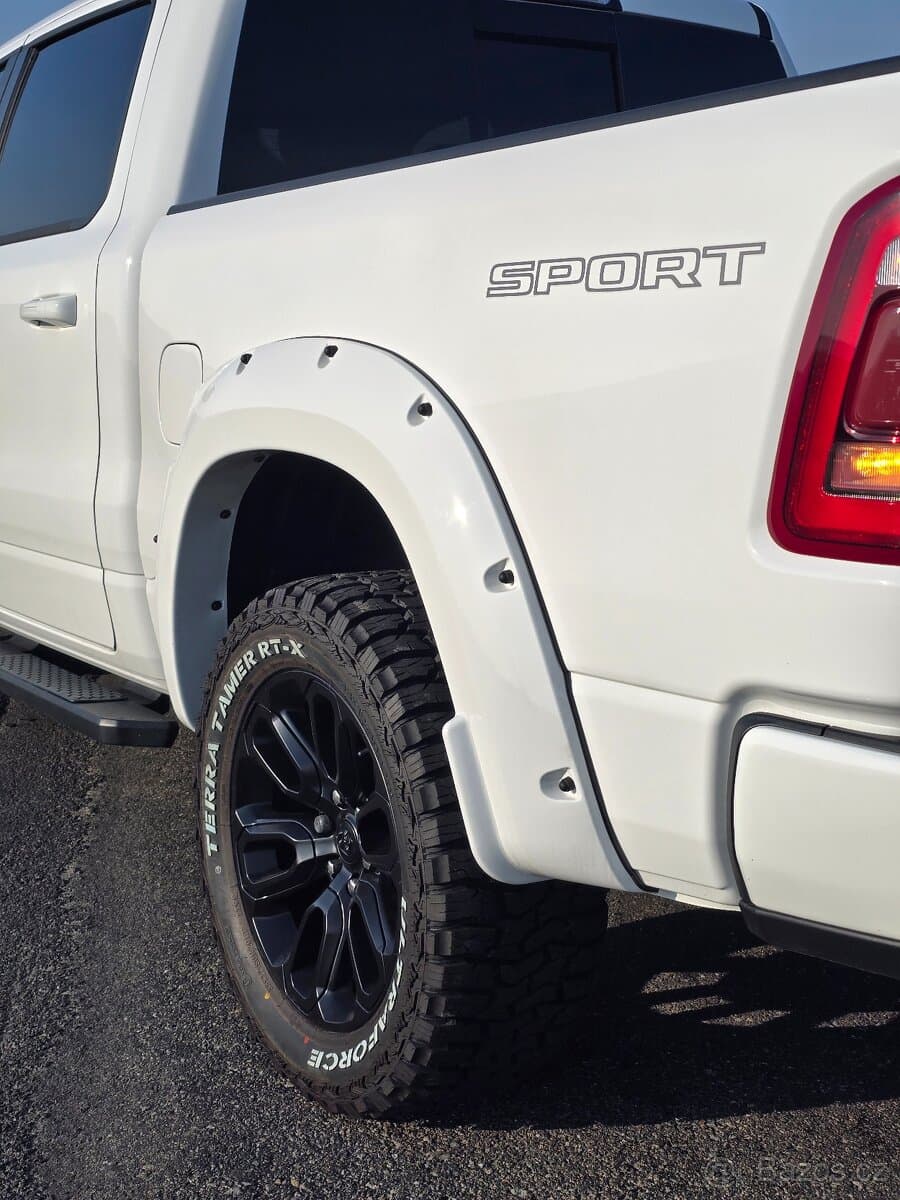 2023 RAM 1500 - 10