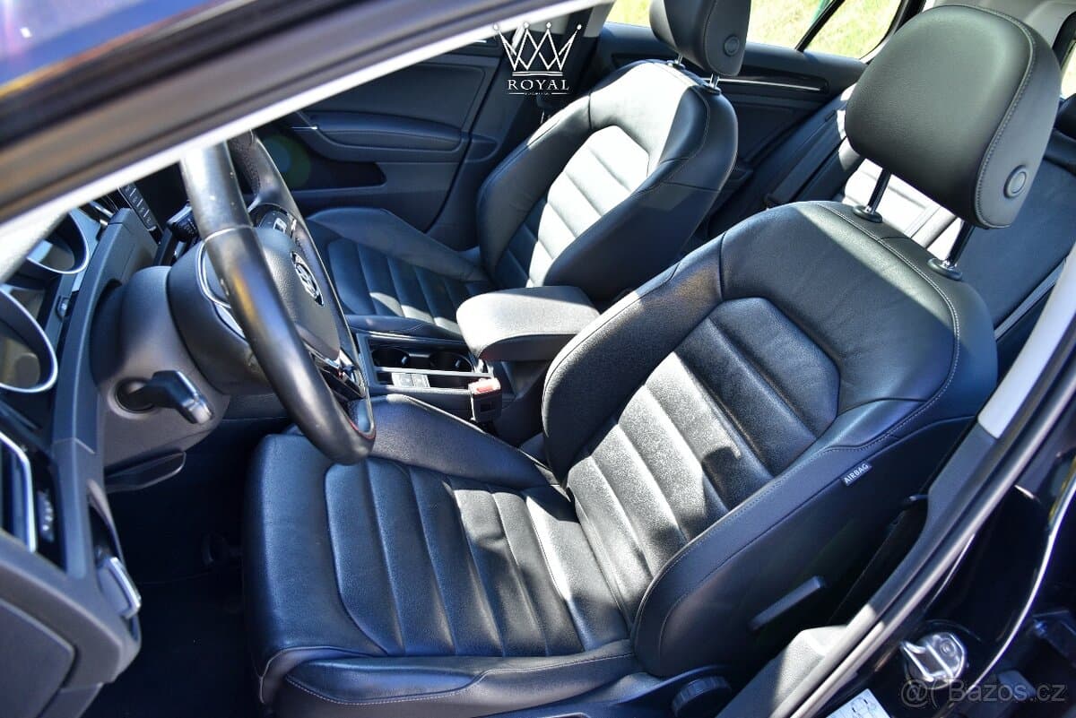 2013 Volkswagen GOLF - 10