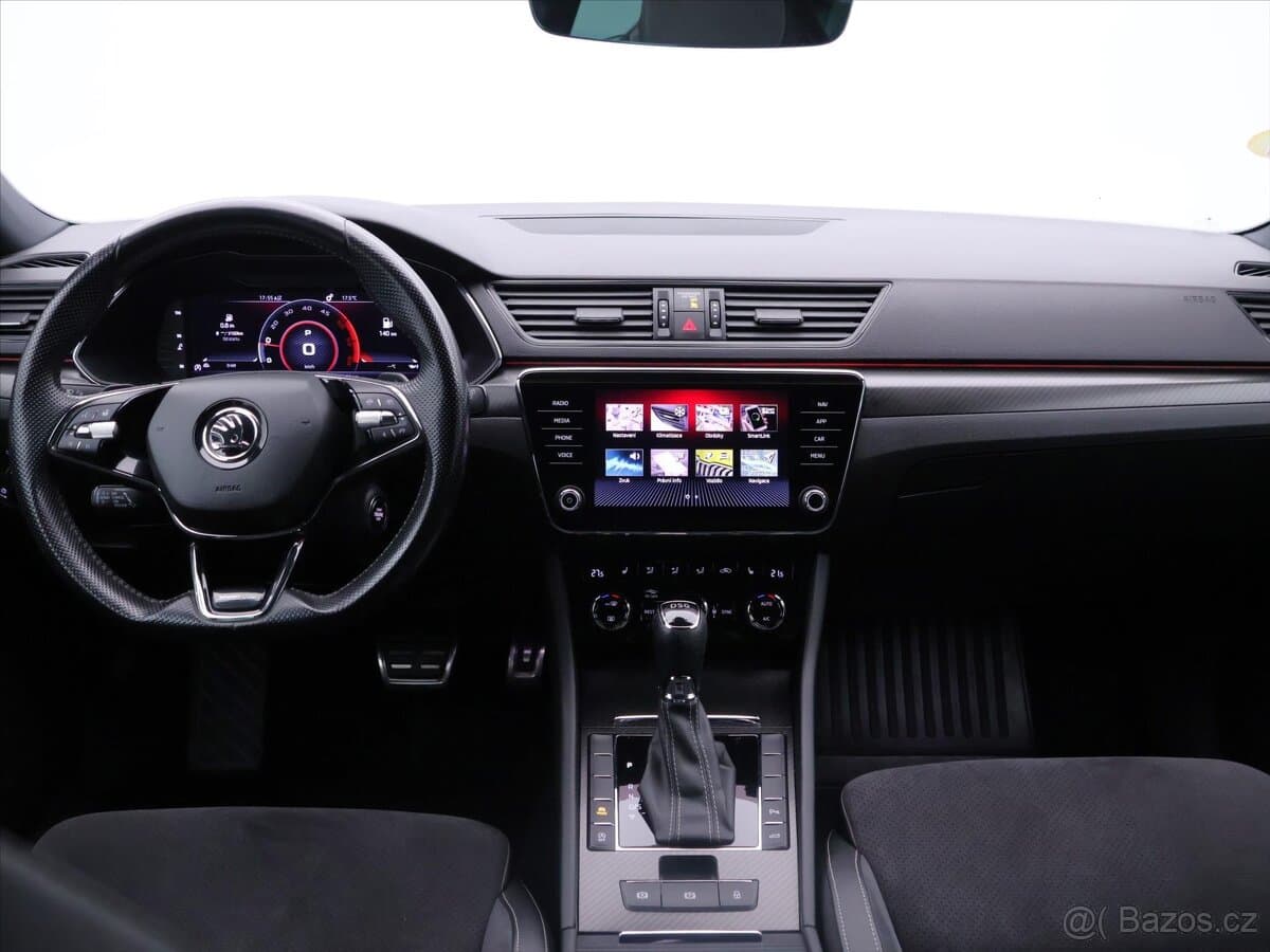 2020 Škoda SUPERB - 10