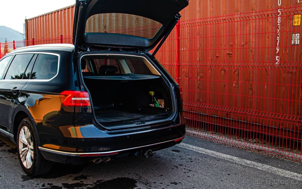 2017 Volkswagen PASSAT - 10