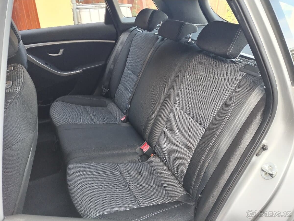 2013 Hyundai i30 - 10