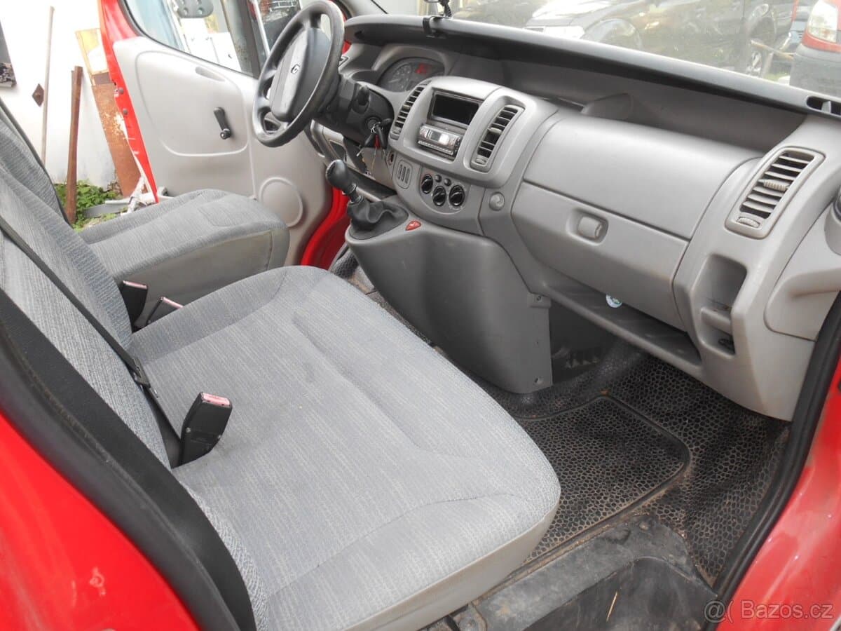 2008 Renault TRAFIC - 10
