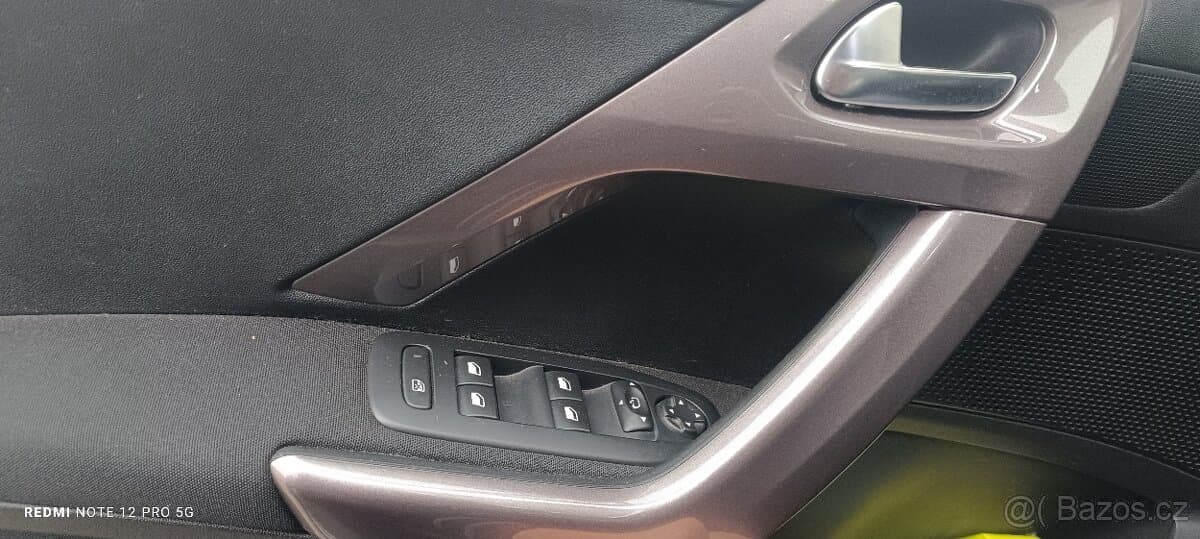 2013 Peugeot 2008 - 10
