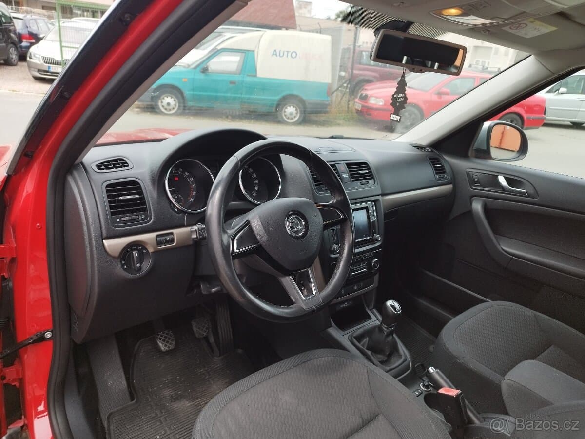 2015 Škoda YETI - 10