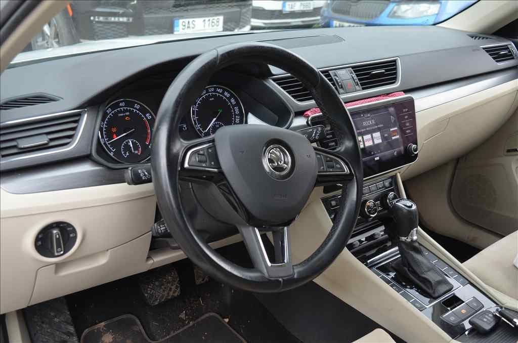 2018 Škoda SUPERB - 10