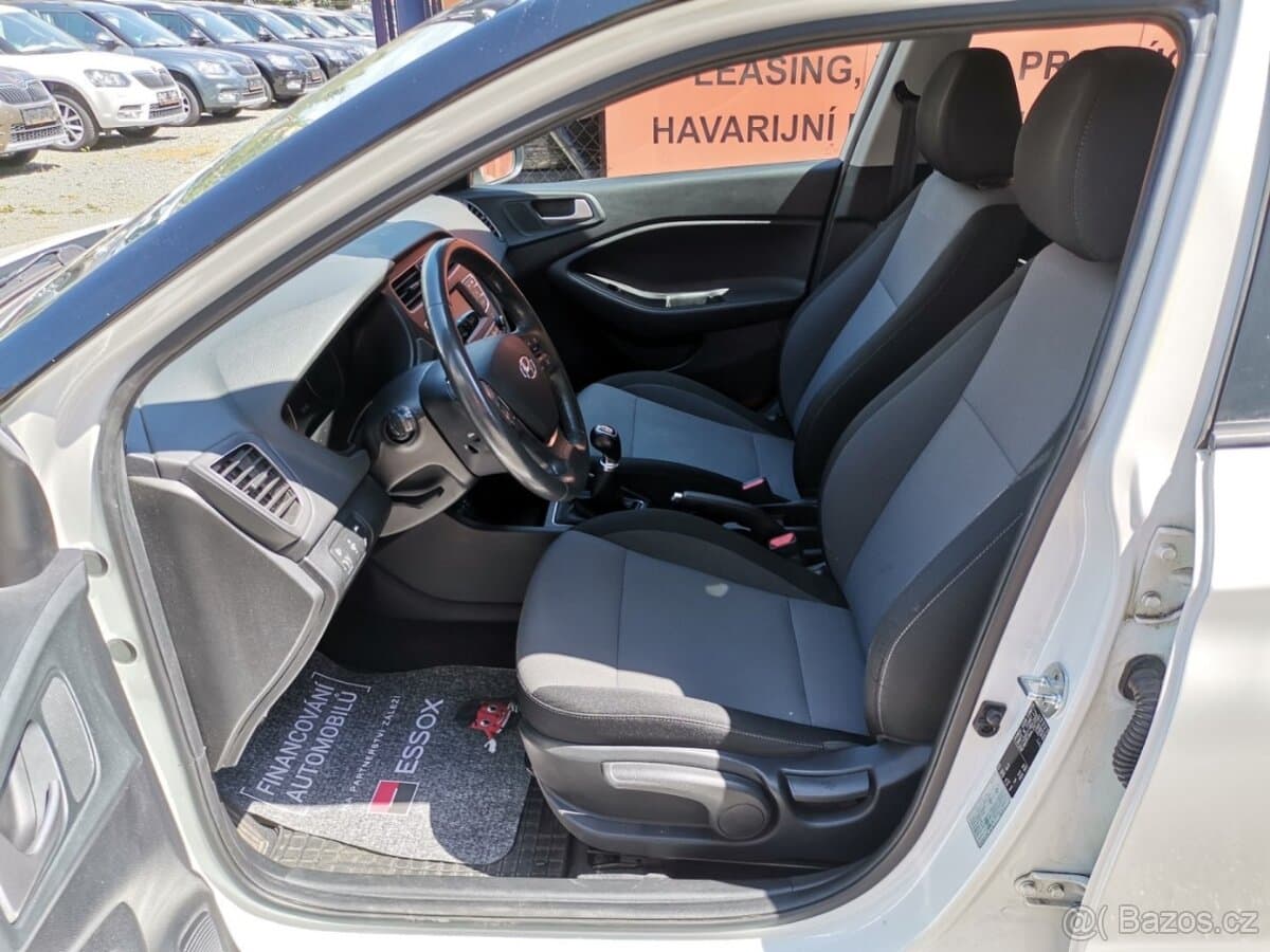 2019 Hyundai i20 - 10