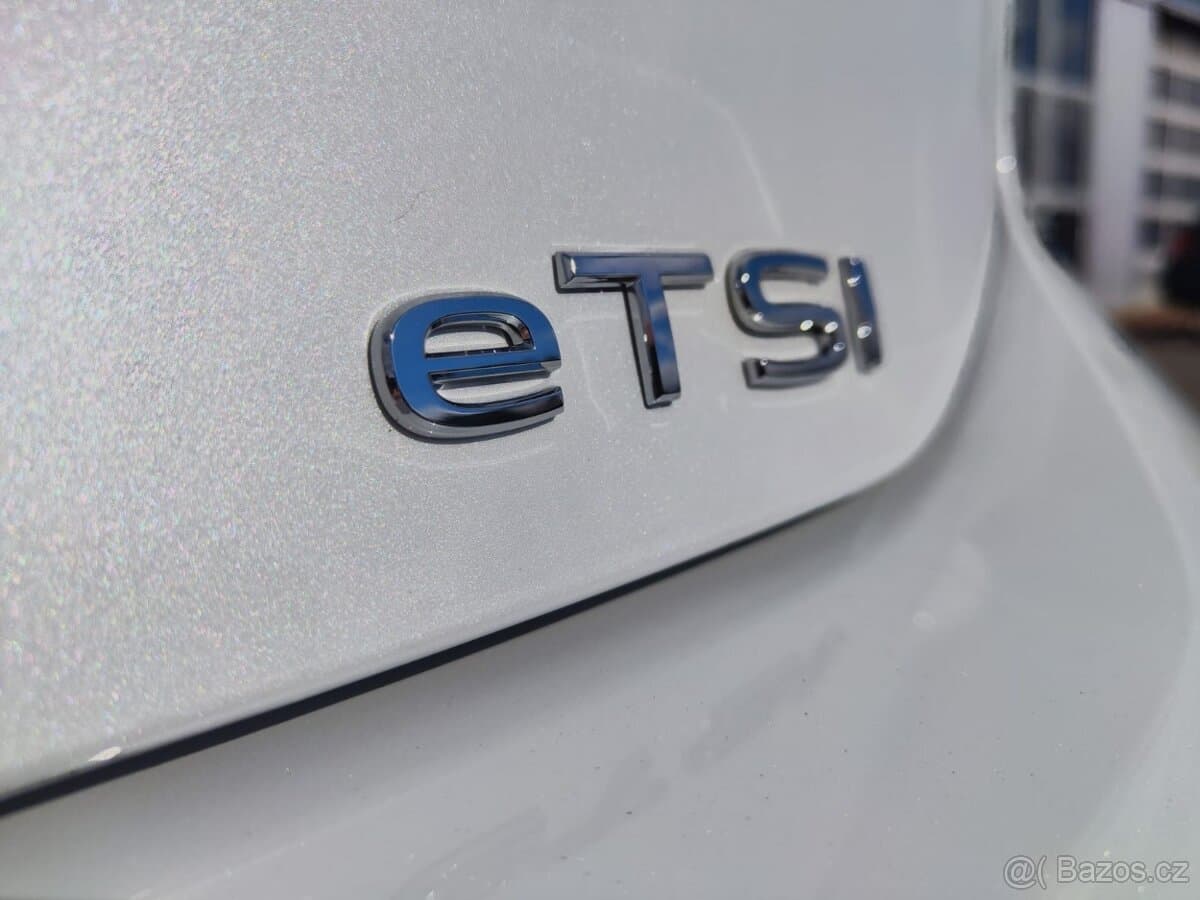 Volkswagen GOLF - 10