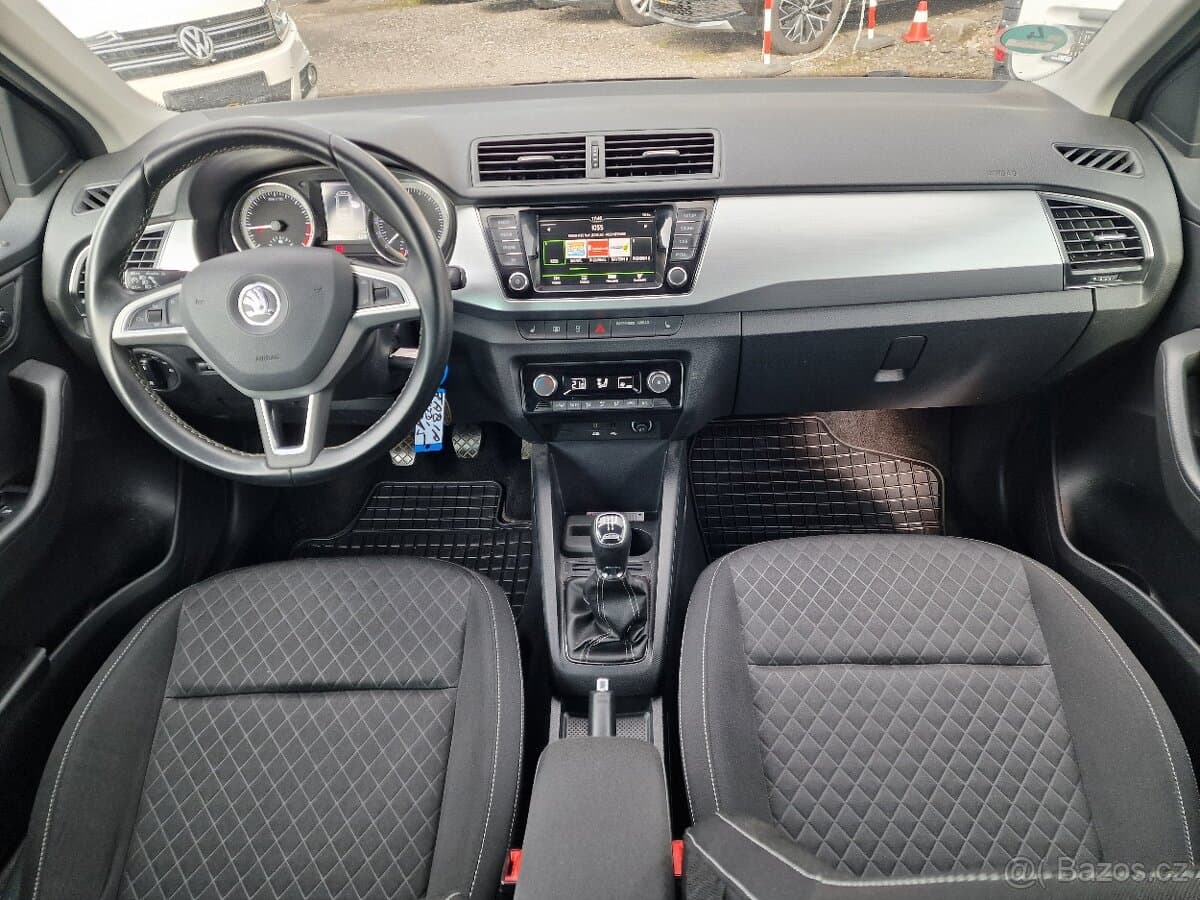 2015 Škoda FABIA - 10