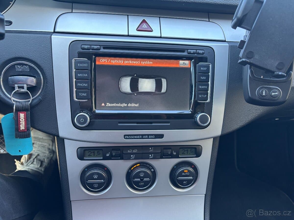 2009 Volkswagen PASSAT - 10