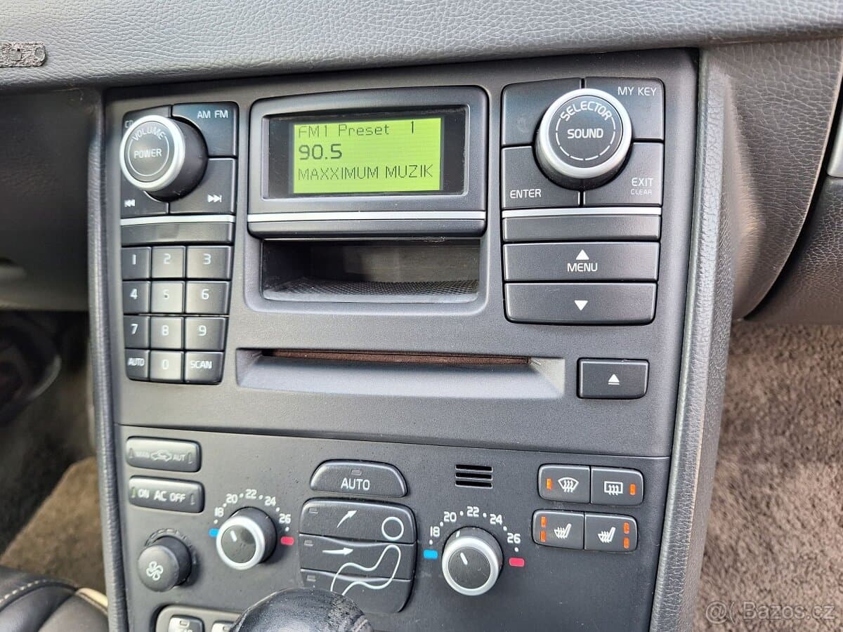 2010 Volvo XC90 - 10