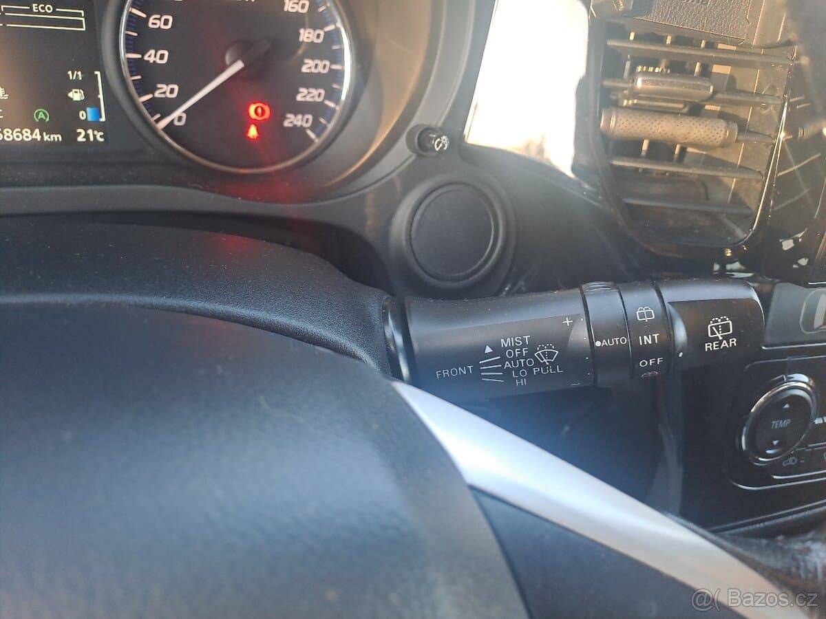 2014 Mitsubishi OUTLANDER - 10