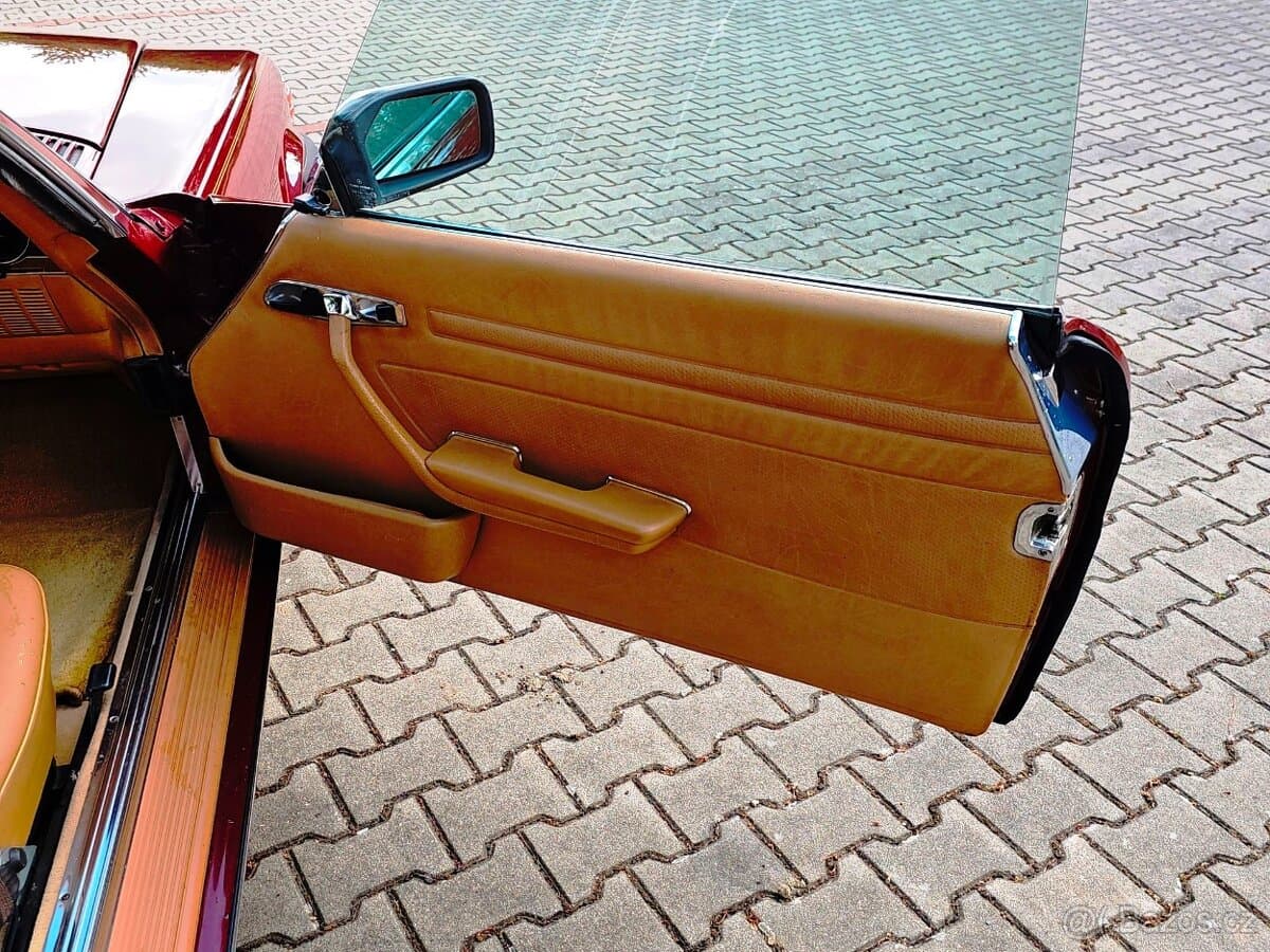 1981 Mercedes-Benz SL - 10