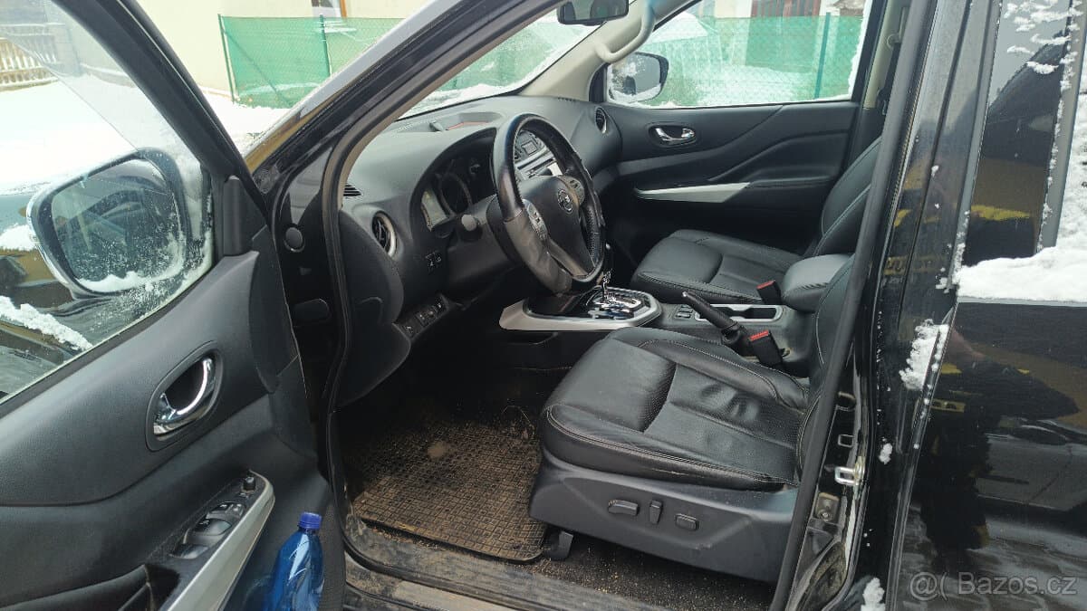 Nissan NAVARA - 10
