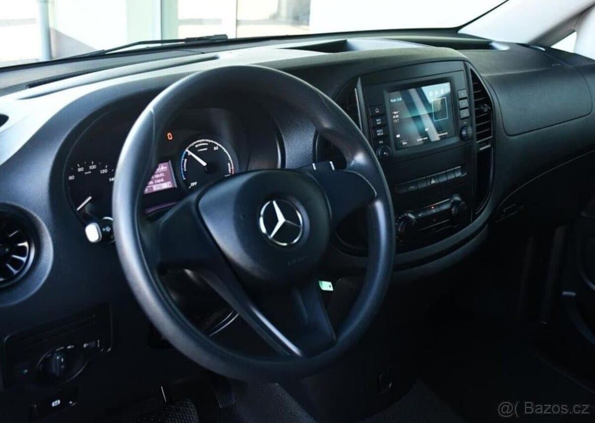 2021 Mercedes-Benz VITO - 10